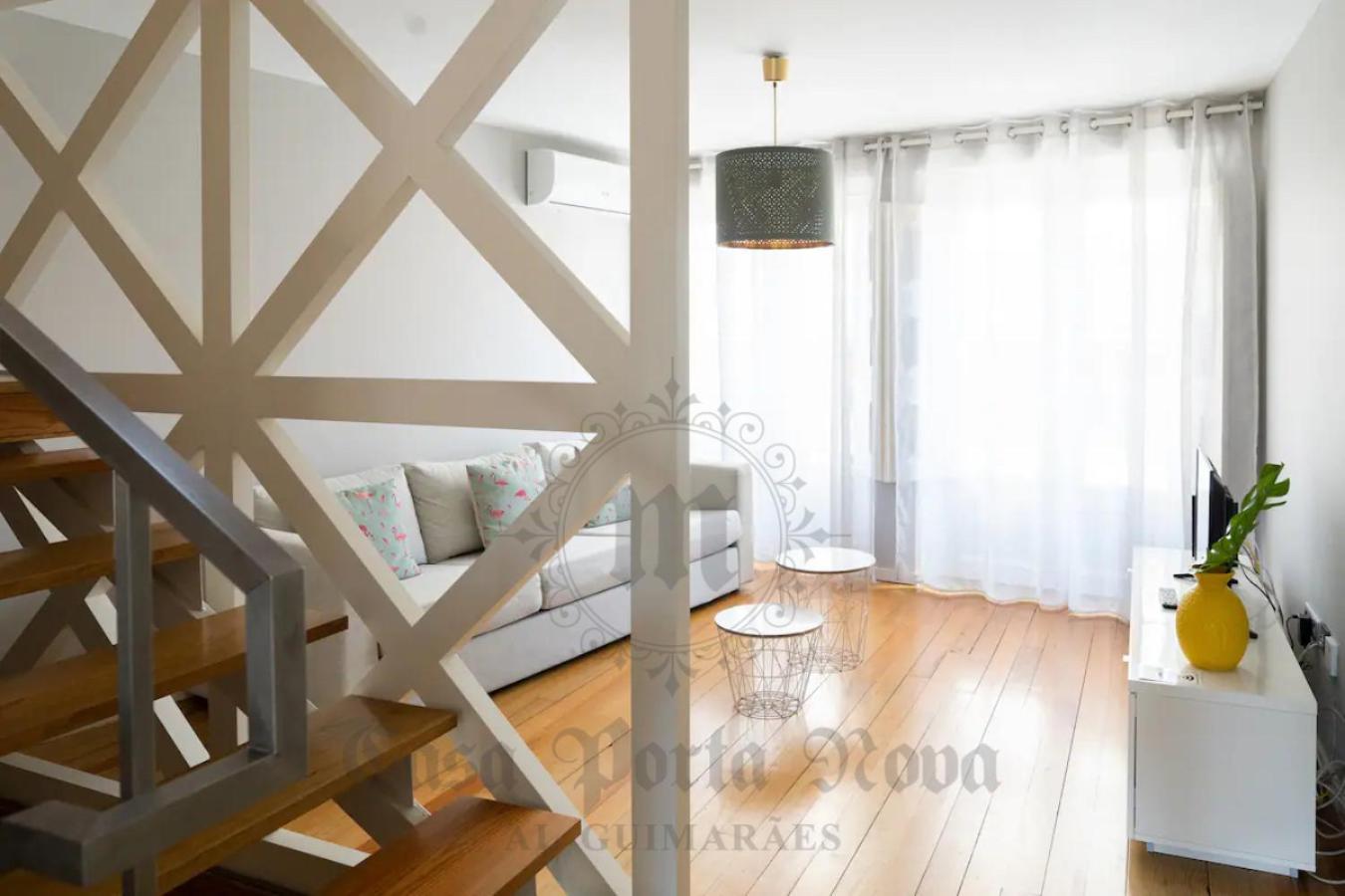 ギマランイス Casa Porta Nova Alヴィラ エクステリア 写真